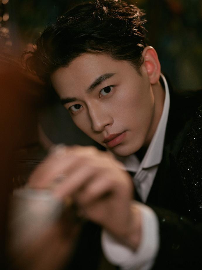 辛云来3个第一次给了腾讯感觉平台和演员是互相成就，一起成长起来的 