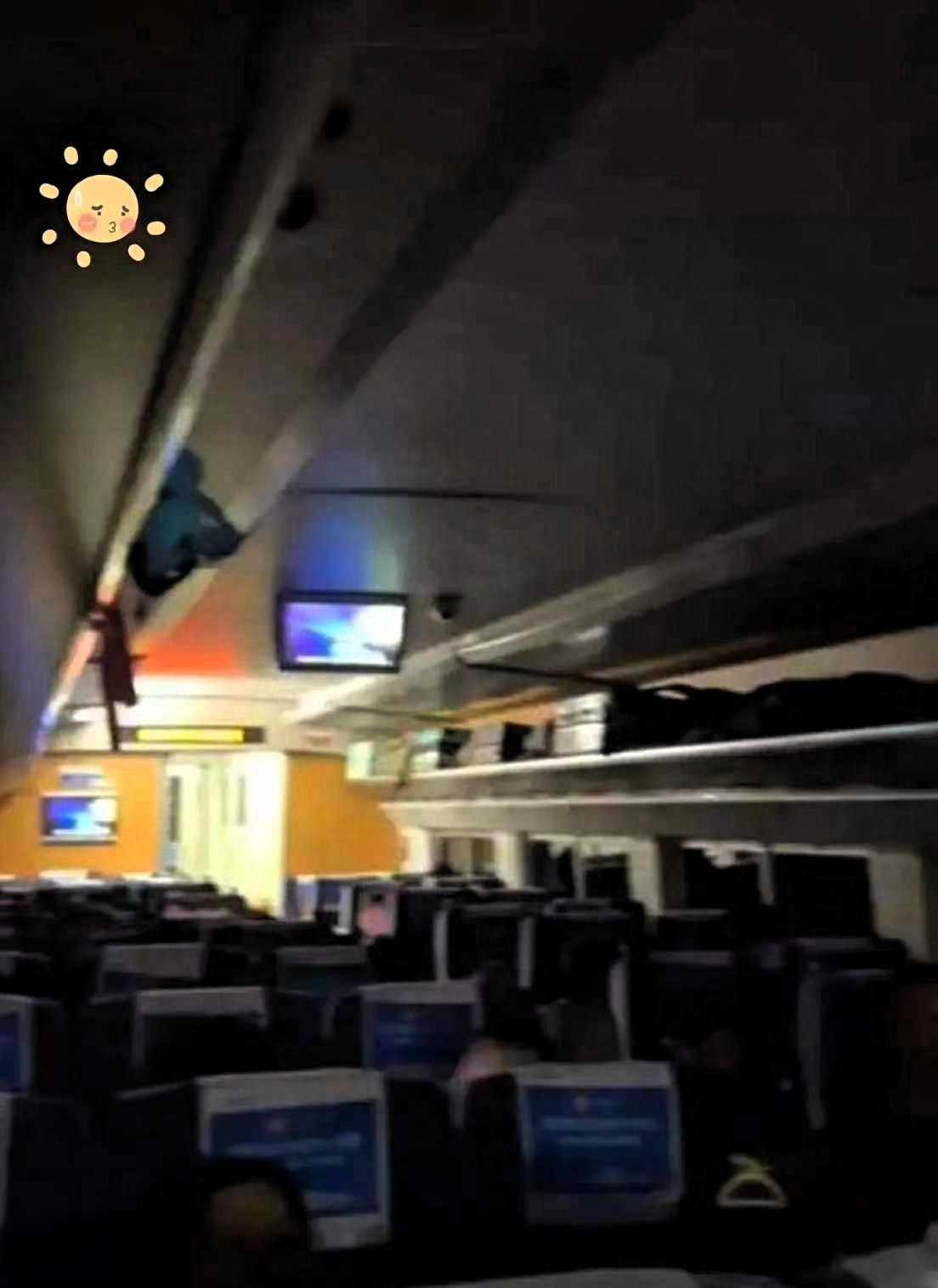 突发事件！5月30日，发往深圳的D1804次列车，行驶至贺州隧道内时突发意外，列