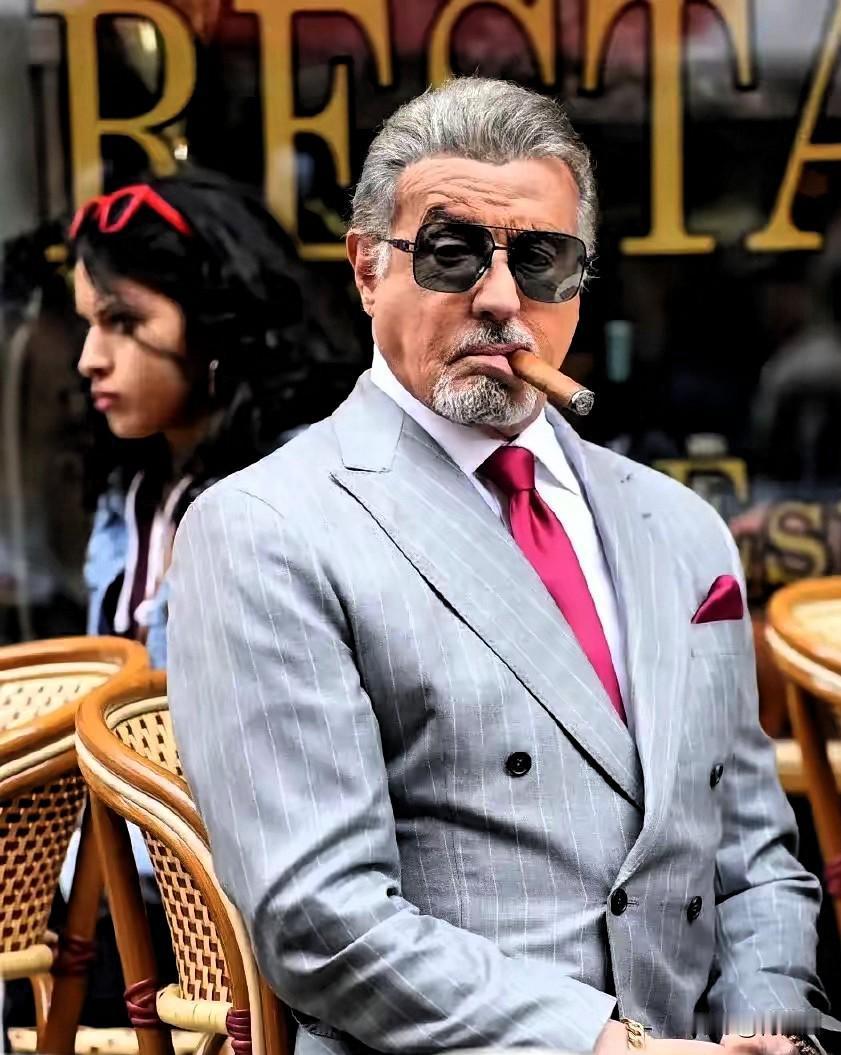 纽约迎来首位印度裔市长，

大量富豪离开纽约，著名的好莱坞明星史泰龙也表示再也不