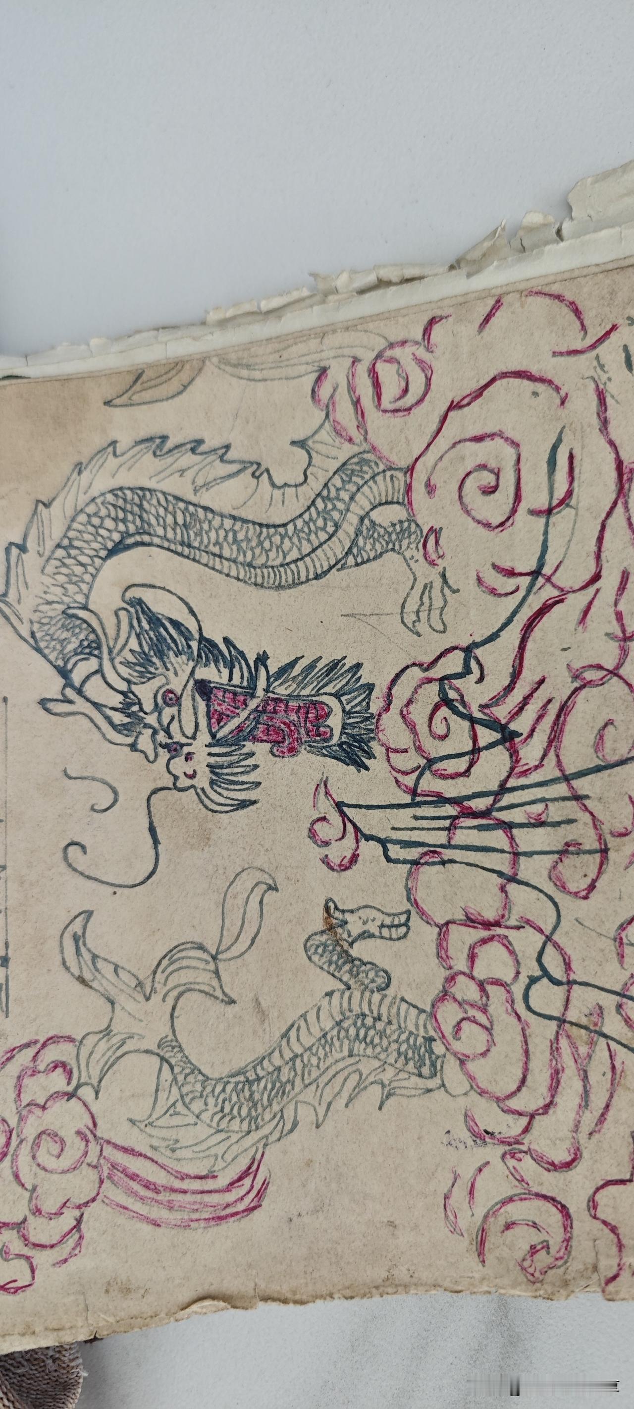 收拾东西发现的儿时的画作，这是啥水平[笑哭][笑哭][笑哭][笑哭]奇妙的画作 