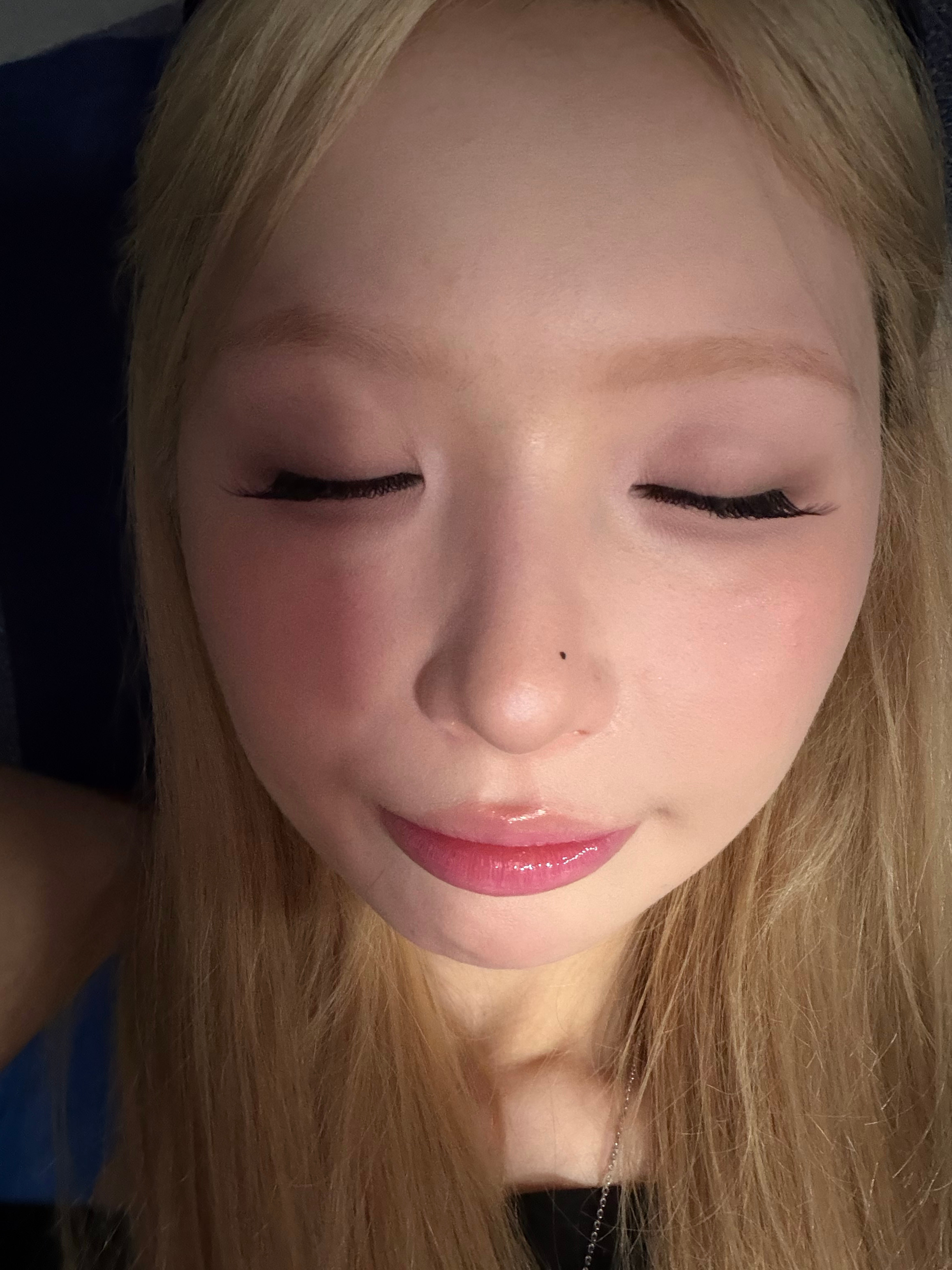 小姐姐就这样昏迷。 