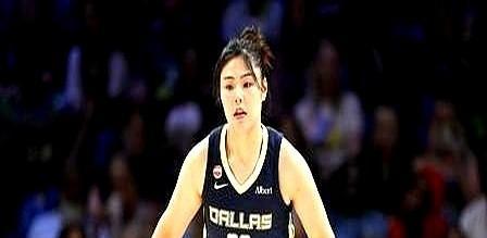 李月汝在WNBA只打了11分钟。10分，7个篮板，0失误。
这组数据，要是搁任何