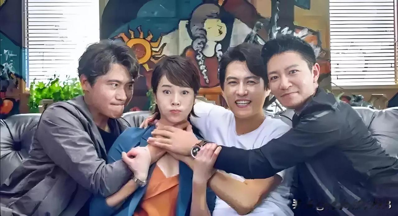 李乃文不愧是演技派的，他这个表情，好像电视剧里面演反派角色的，看起来让人牙痒痒，