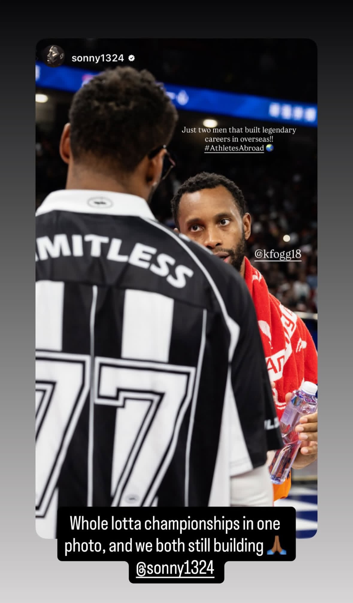 弗格和威姆斯商业互吹起因威姆斯现身上海队主场，分享了一张自己和弗格的照片威姆斯写