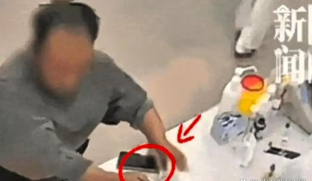 谁也没想到，上海一男子刚献完400毫升热血，袖子都还没来得及放下，竟趁护士转身的