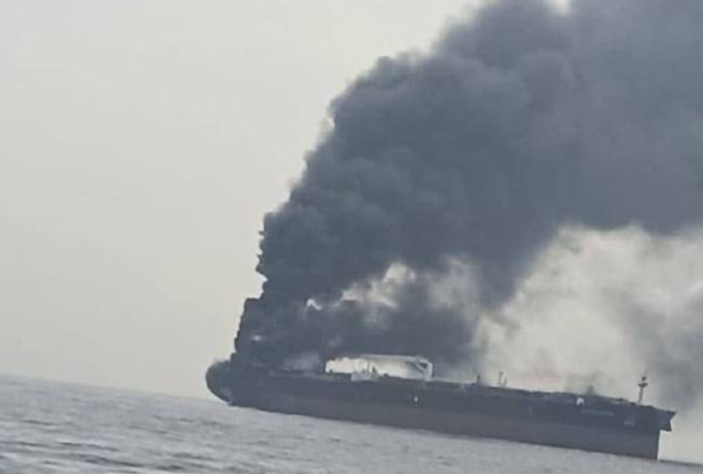 9月5日，伊朗三艘油轮在被炸后，果断发射导弹报复美军航母，白宫很愤慨：咋就这么犟
