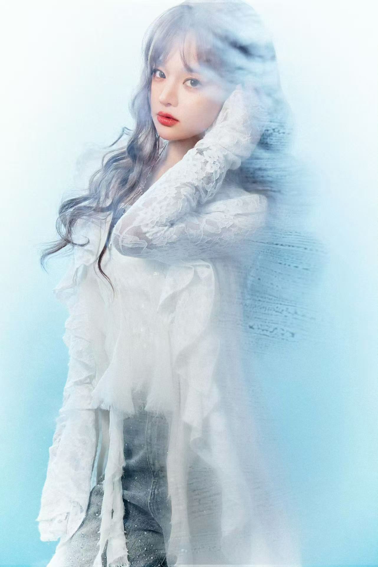 黄霄雲的吻痕申请出战 又甜又会玩的全能选手来啦！唱歌跳舞都在线，连手势舞都拍得很