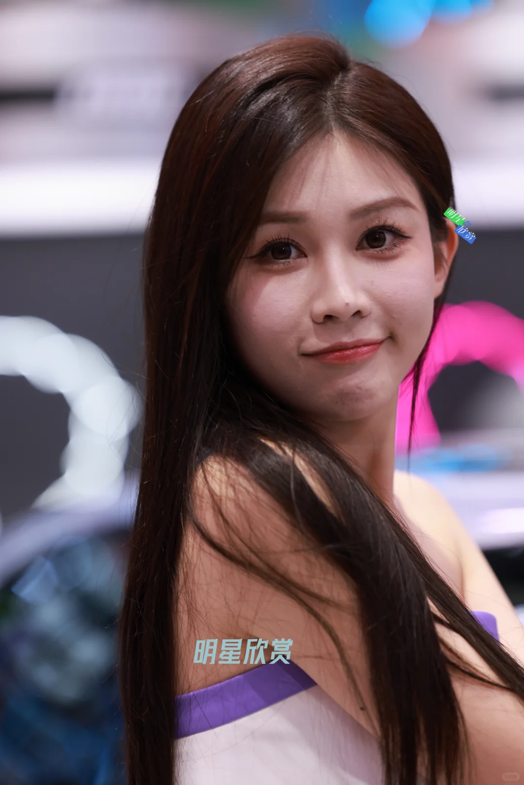 乖巧甜萌的刘婷