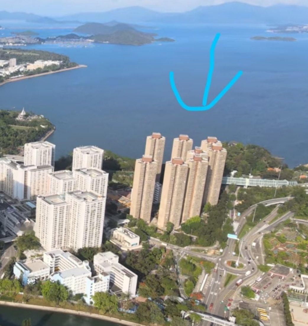 香港起火大楼已无大面积明火这个小区没起火之前是这样的，还是海景房。愿大家都平安啊