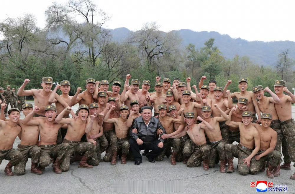 誓死保卫金元帅！ 