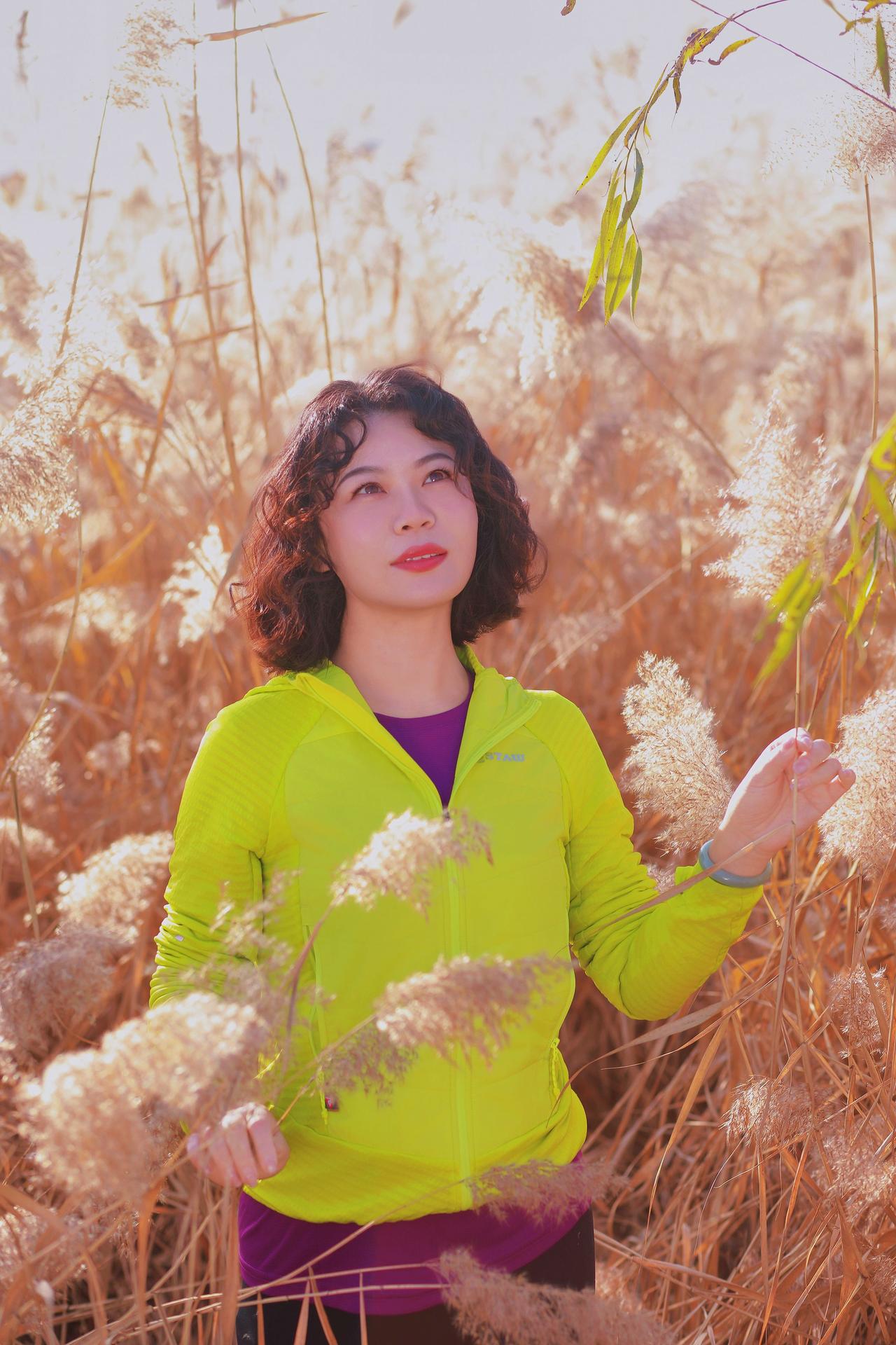 摄影约拍 芦苇荡 晋阳湖芦苇花人像原创摄影