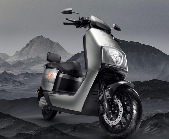 雅迪和爱玛是军火商？？？电动三蹦子威胁美国国家安全？？？大疆能给左右战争走势，如