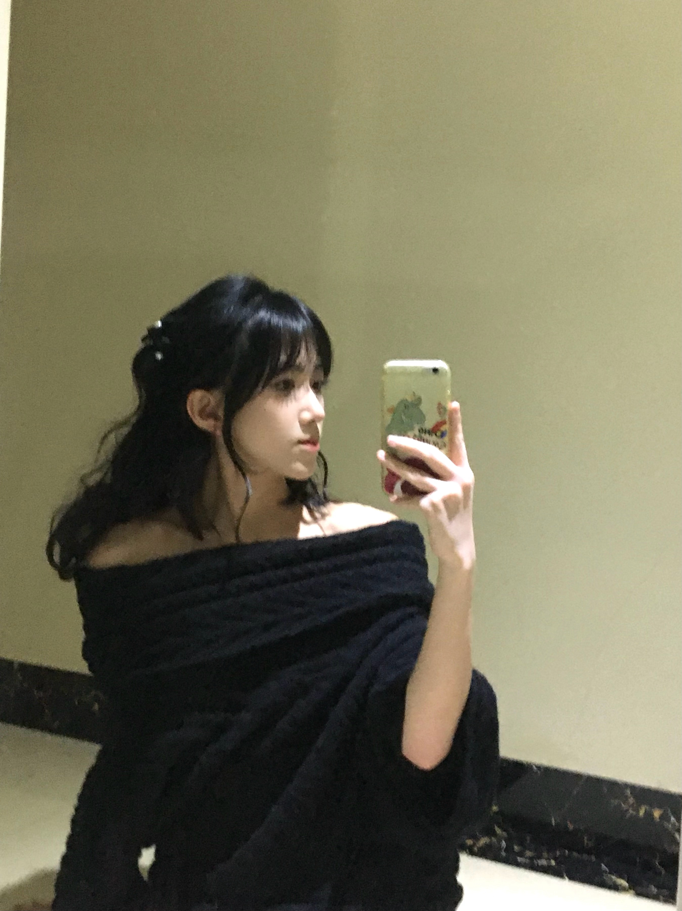 拍了100多张 我也没有舍得删的 干脆点到哪张我发哪张