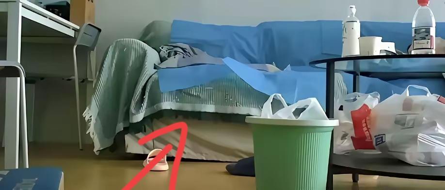 医生这事，
最大的错误就在于拍摄者，
什么仇什么怨
不能私下来解决呢，
搞垮一个