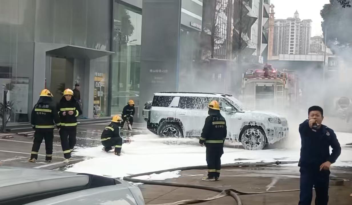 群里看到的照片，猜车吧