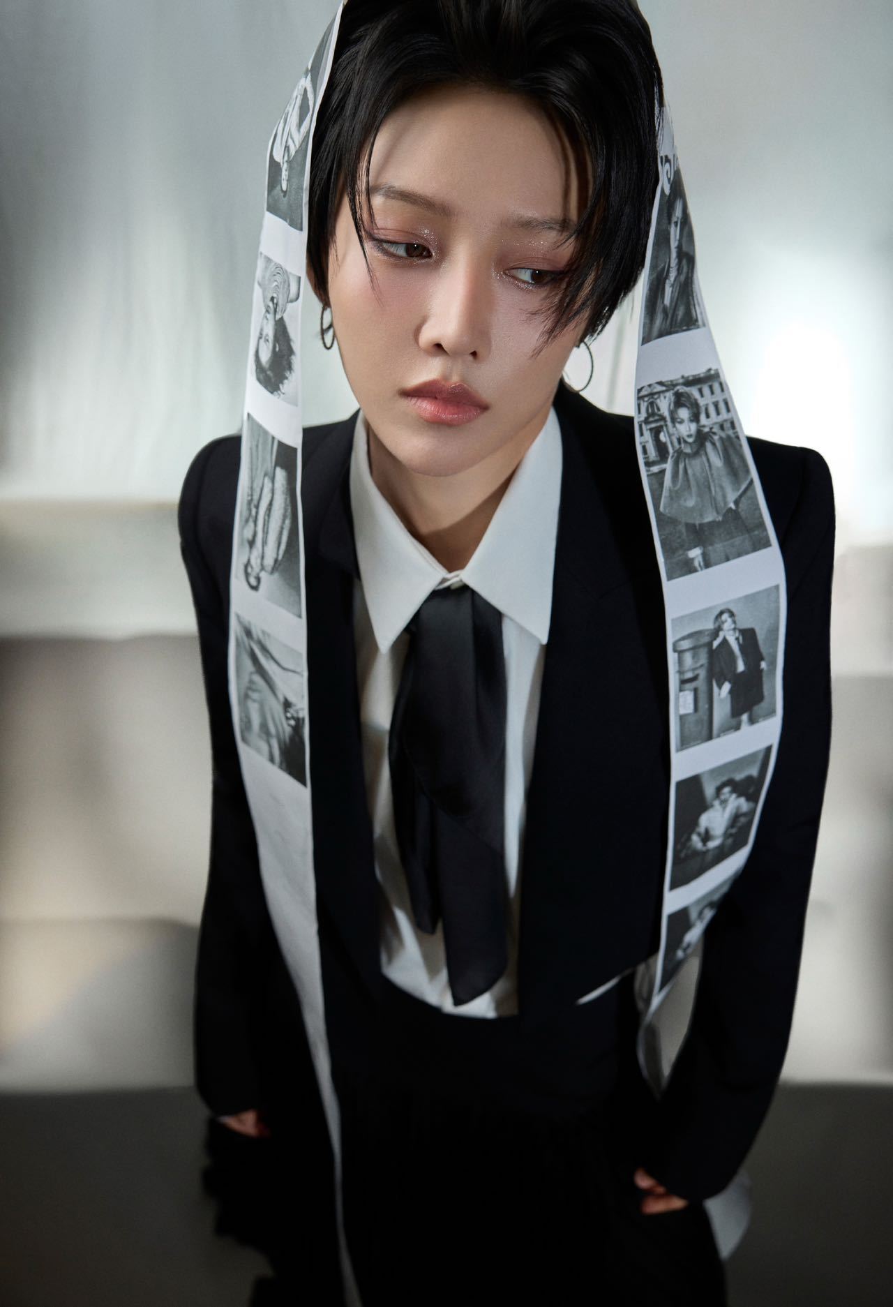 刘雨昕又来按摩我的耳朵 的磁性嗓音唱情歌简直百听不厌！今晚再次出席东方风云榜带来
