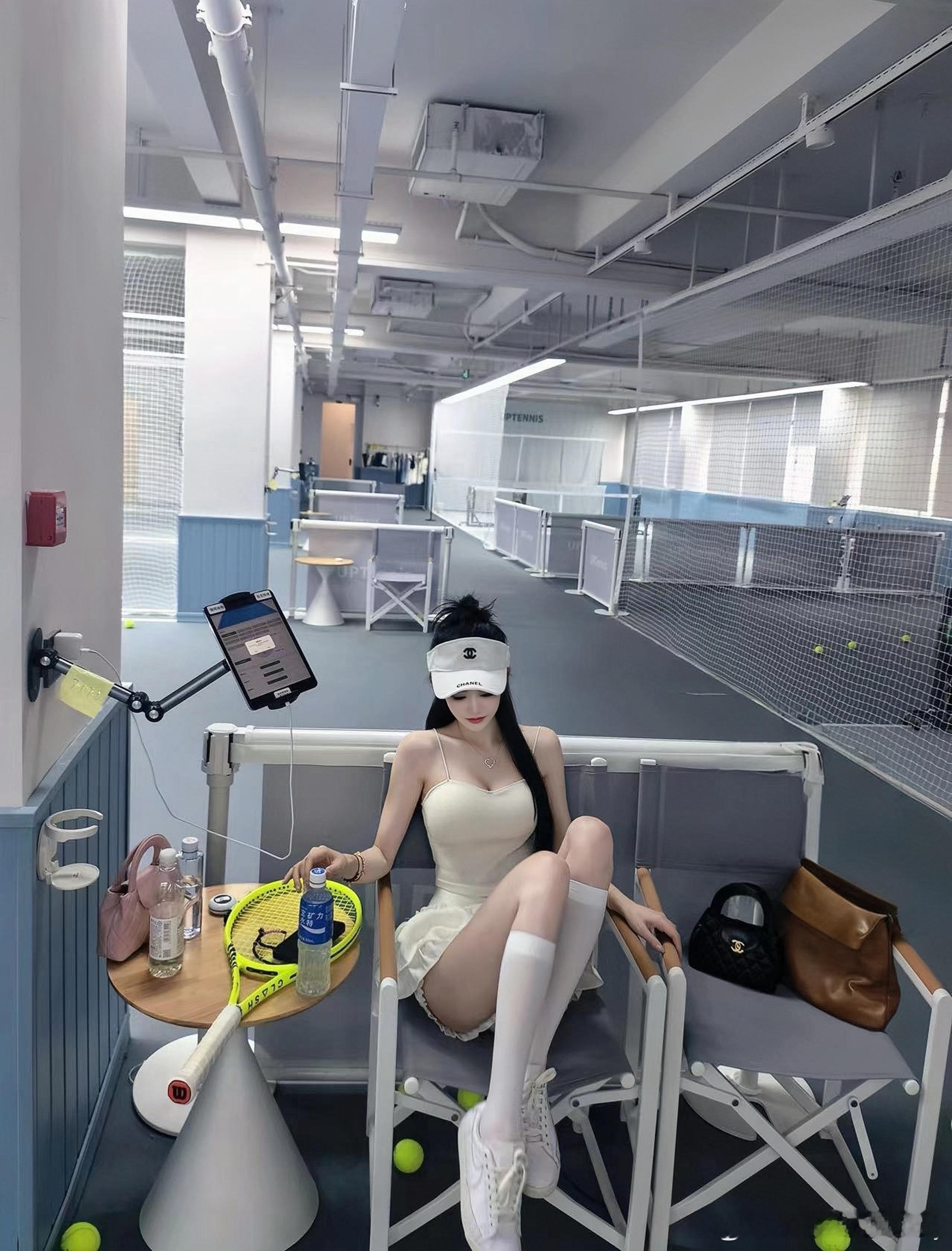 拍子一挥 烦恼全飞～  ​​​