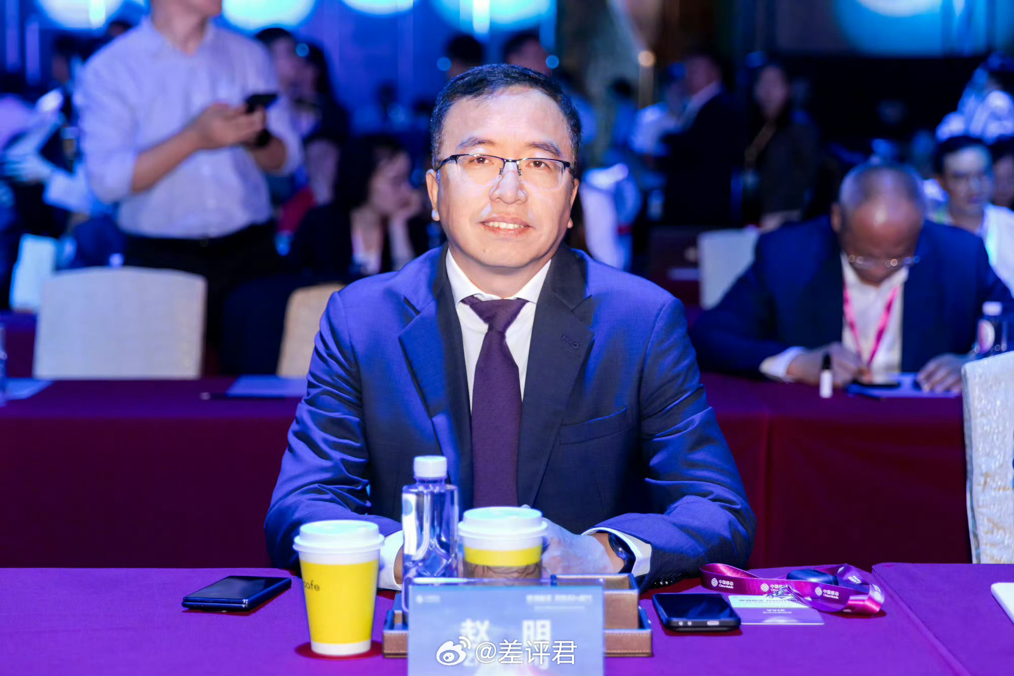 #荣耀赵明辞职# 说好的流言呢，怎么是真的？荣耀终端股份有限公司内网发布公告称：