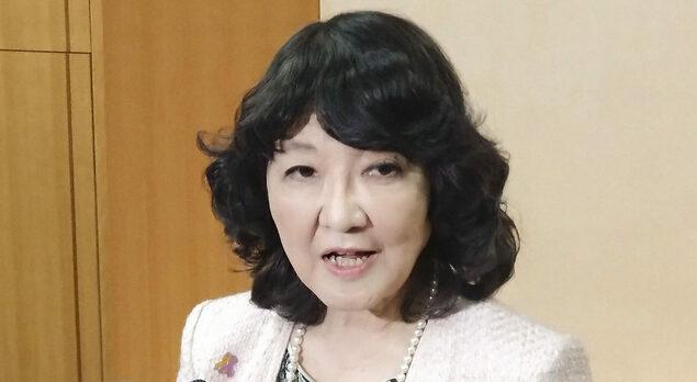 【共同社1月9日电】日本财务相片山皋月9日在内阁会议后的记者会上透露，本月11日