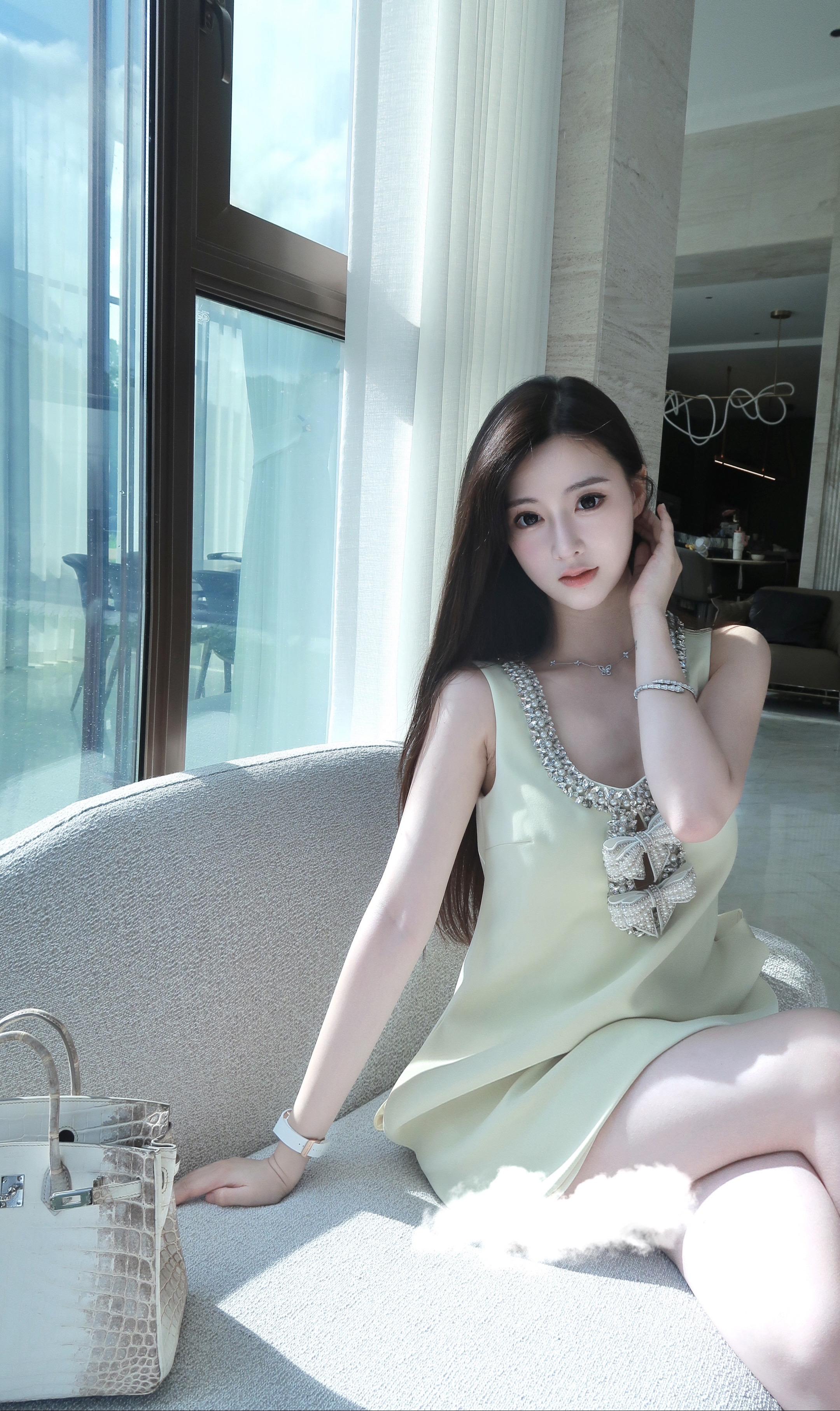 那些看我不爽的人 只会看着我越过越爽