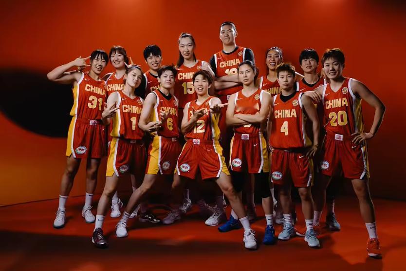 🏀🔥逆风翻盘！女篮世界杯巡礼：困难重重，中国女篮血战到底！尽管陷入“死亡之组