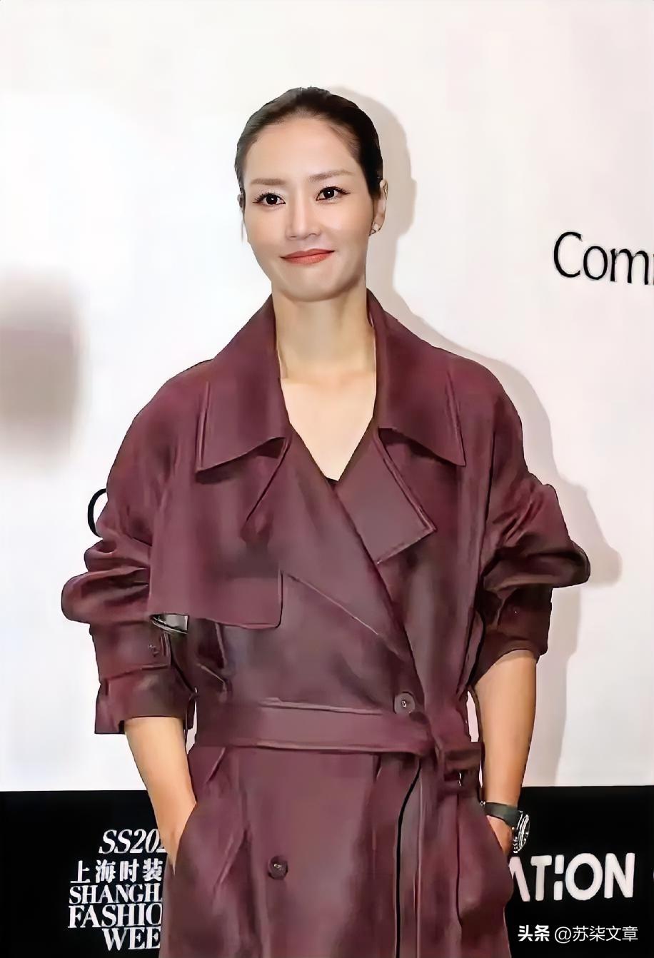 李娜退役后不进体育局当官，也不上综艺捞快钱，却在2025年底，自己掏真金白银在湖