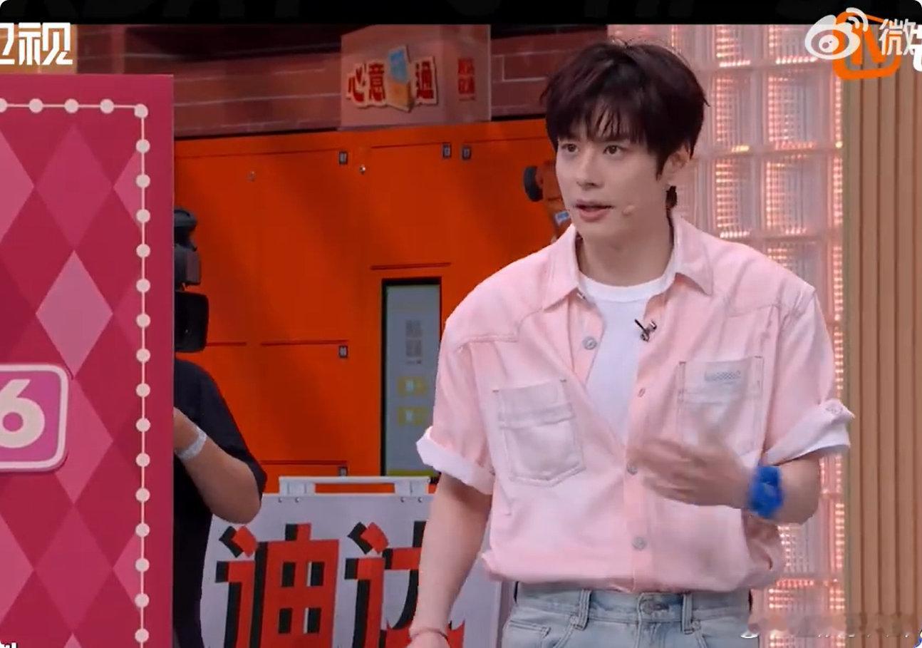 有人能懂魏哲鸣的脑回路吗 魏大勋跳舞演我神仙脑洞天马行空，反应快到所有人都跟不上