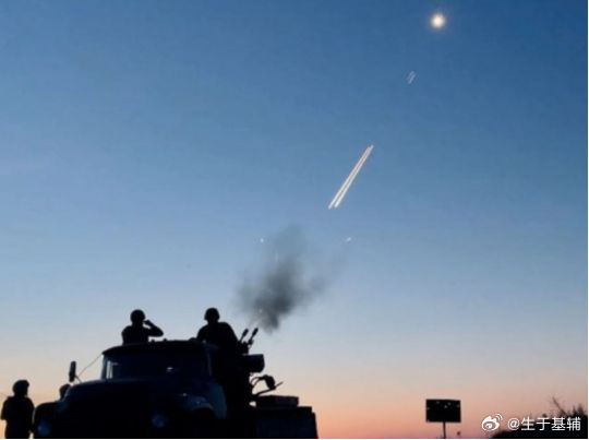 【泽连斯基：乌可以在有条件下协助中东国家打击“沙赫德”无人机】网页链接乌克兰总统