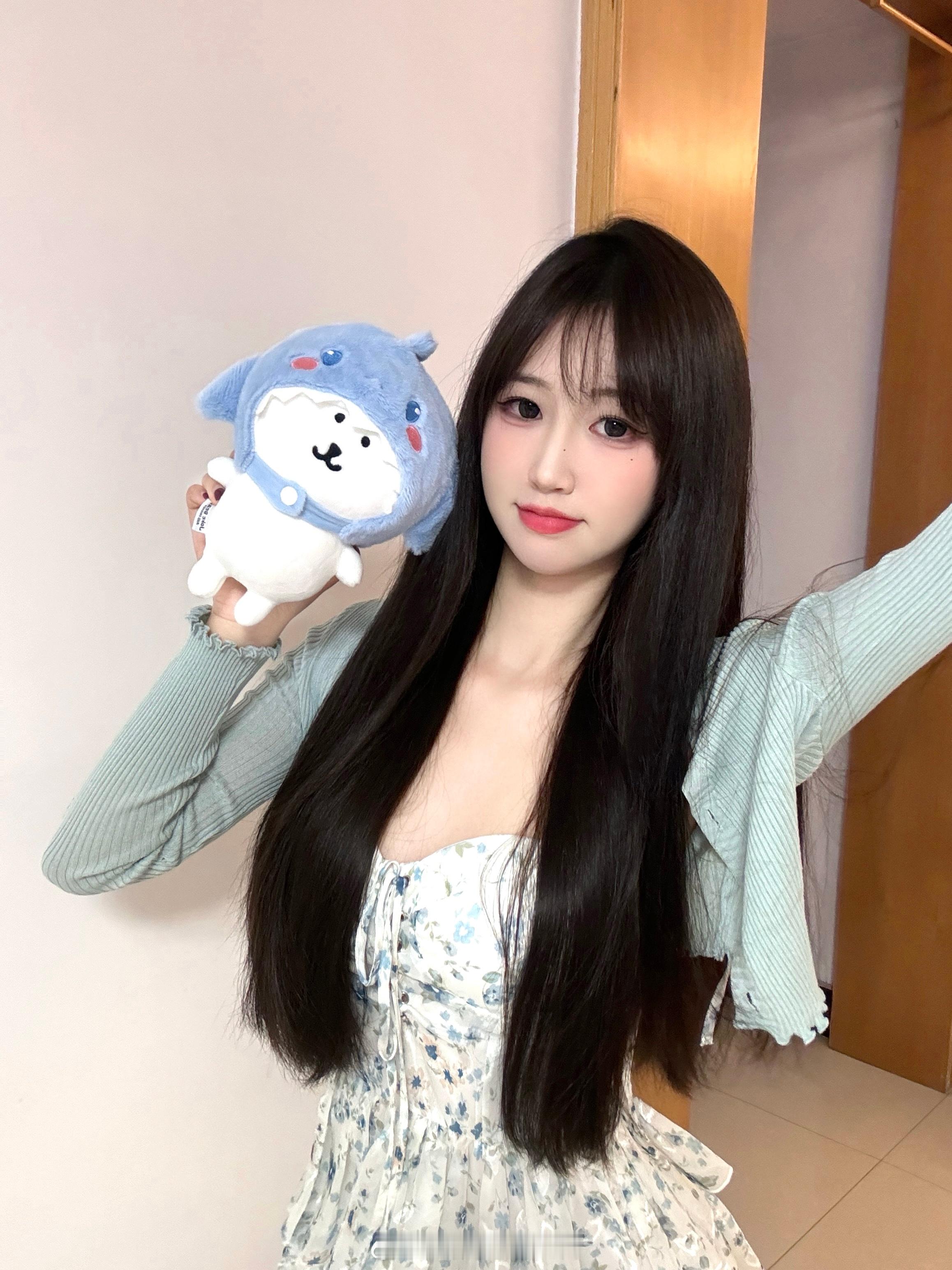 修图发现昨天拍到最后眼睛里面都是红的[哆啦A梦害怕] ​​​