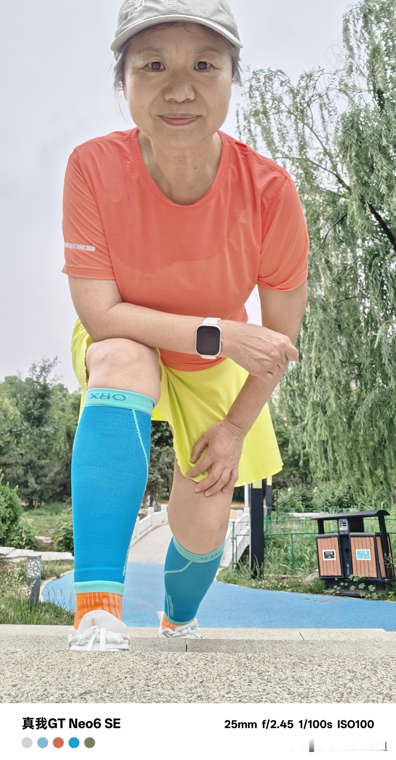 你觉得你坚持跑步的意义是什么就是让内心平静，不在急躁，不在忙碌看似有用的事，不在