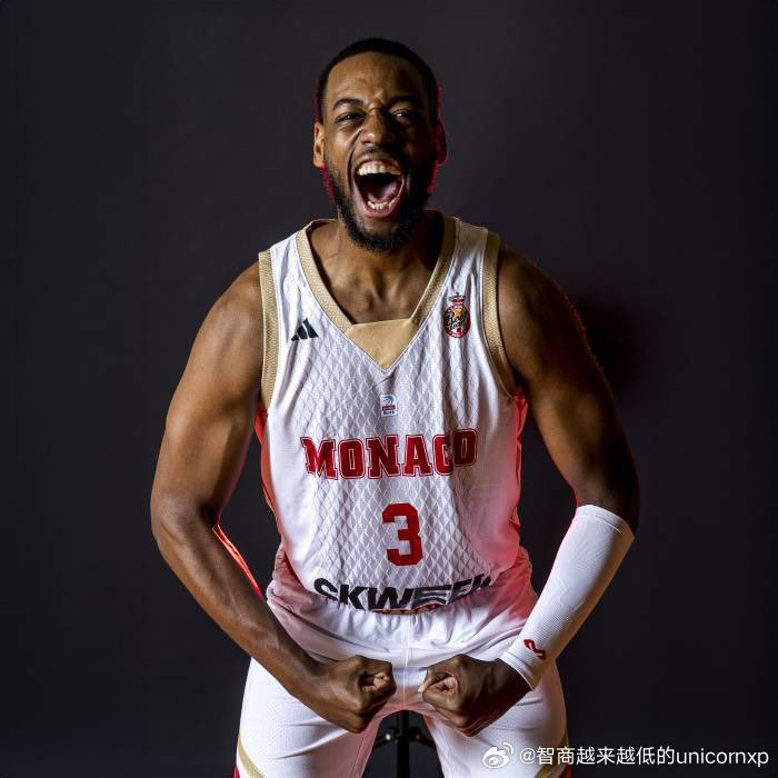欧锦赛有出色表现的波兰新归化Jordan Loyd将加盟土耳其豪门艾菲斯俱乐部欧