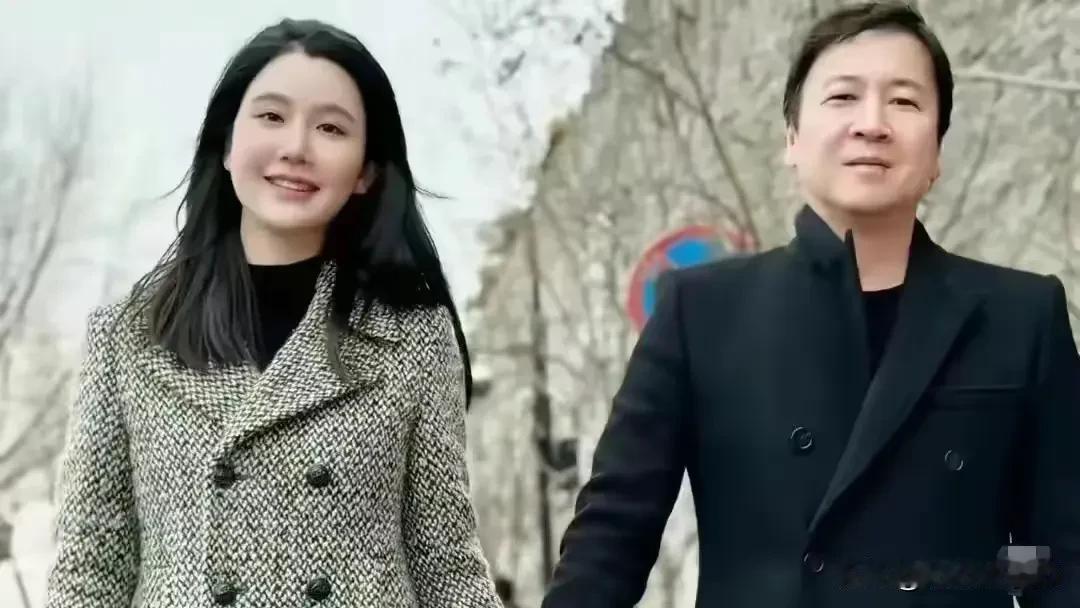 有人问楚玲，不办婚礼，不领证会有遗憾吗？楚玲说，这一辈子如果不办婚礼，一定有遗憾