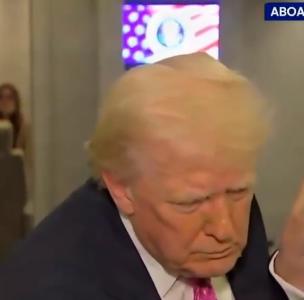 🔻记者：“您曾向伊朗提出过一份 15 点计划。他们是否曾回应并给出答复？”
?