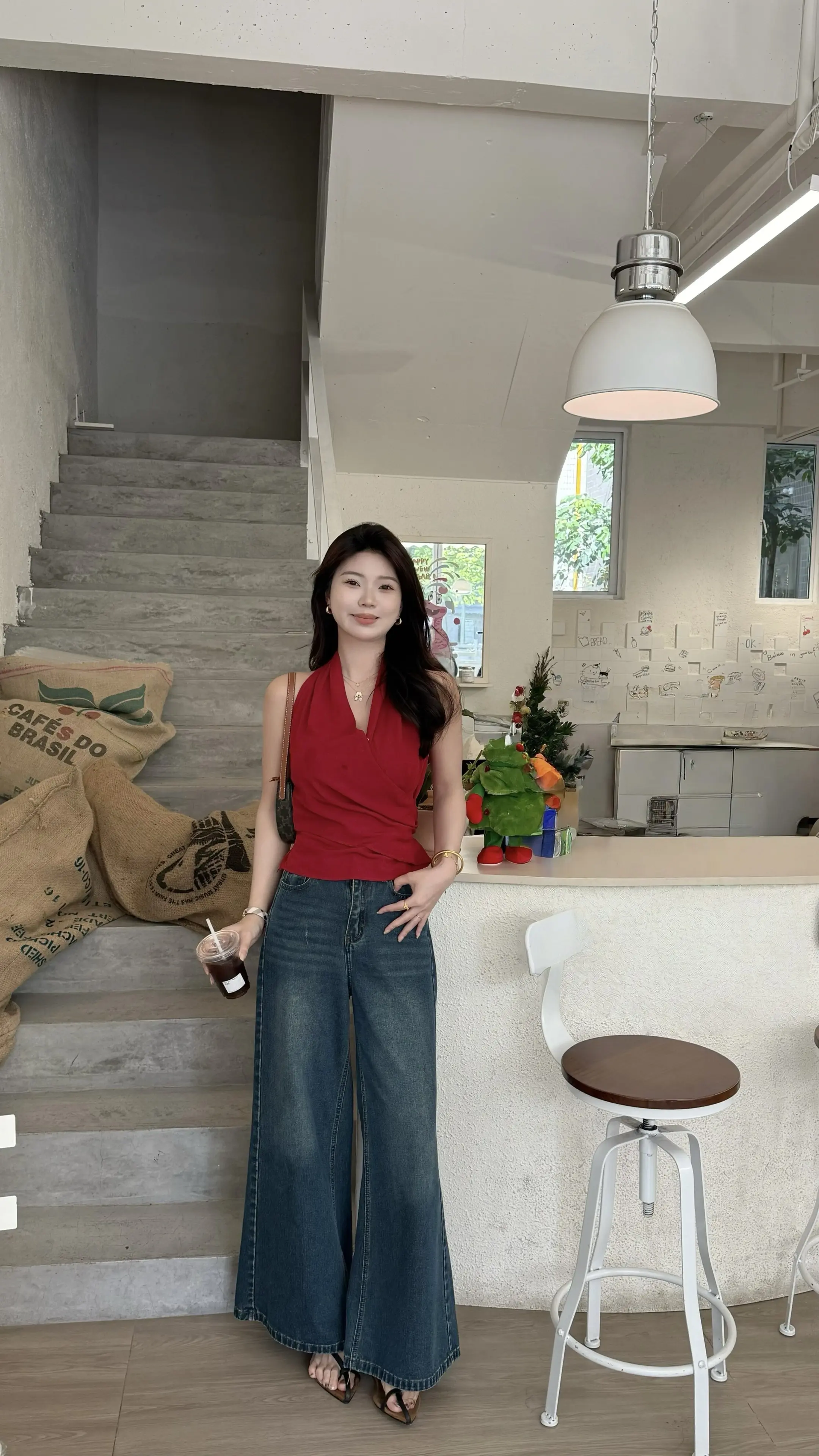 第一颗纽扣就错了 却总是到最后一颗才发现