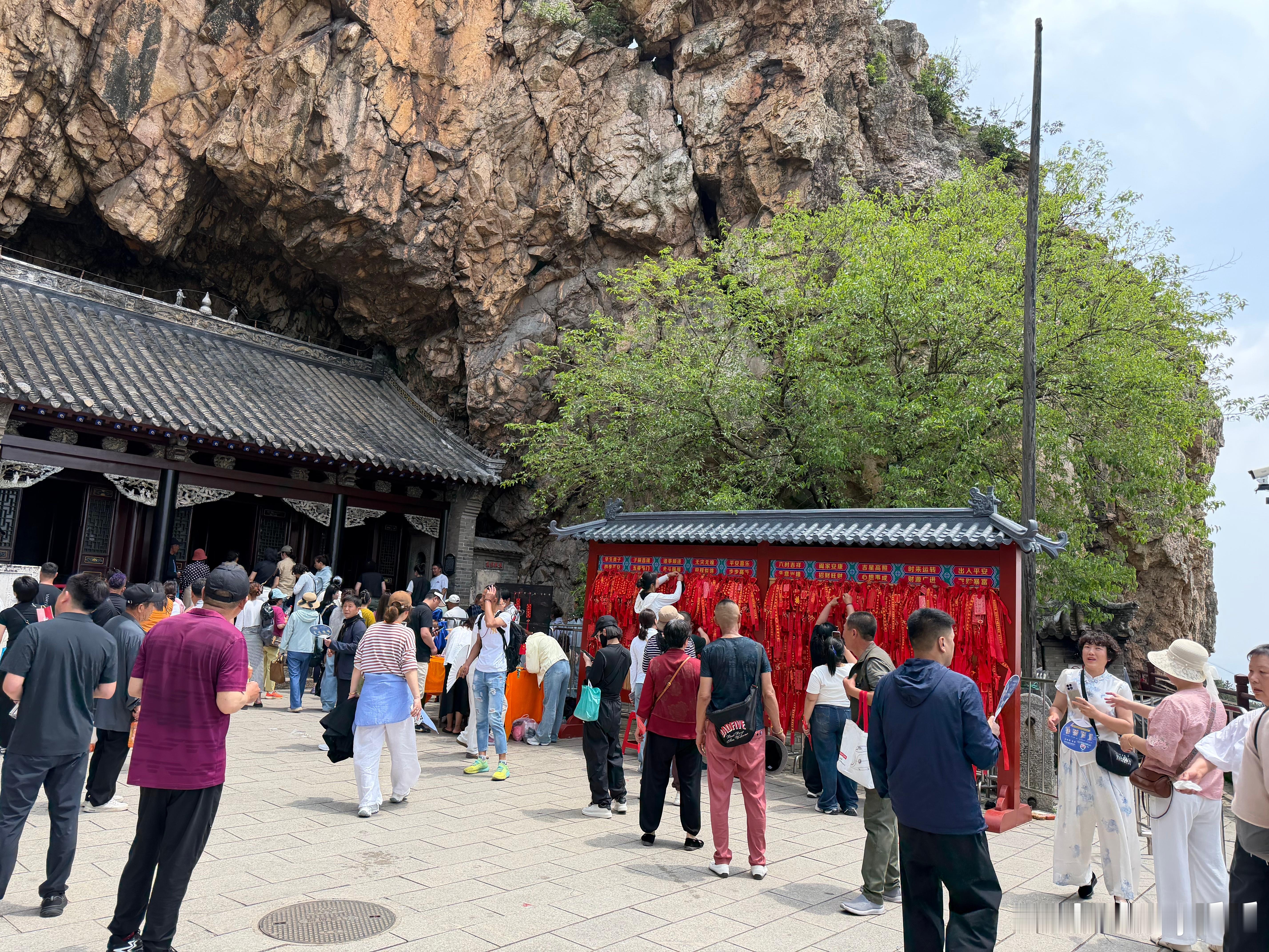 以前总觉得“福地”两个字有点远，直到真的走进辽宁大孤山。它不是靠玄乎传闻让人记住
