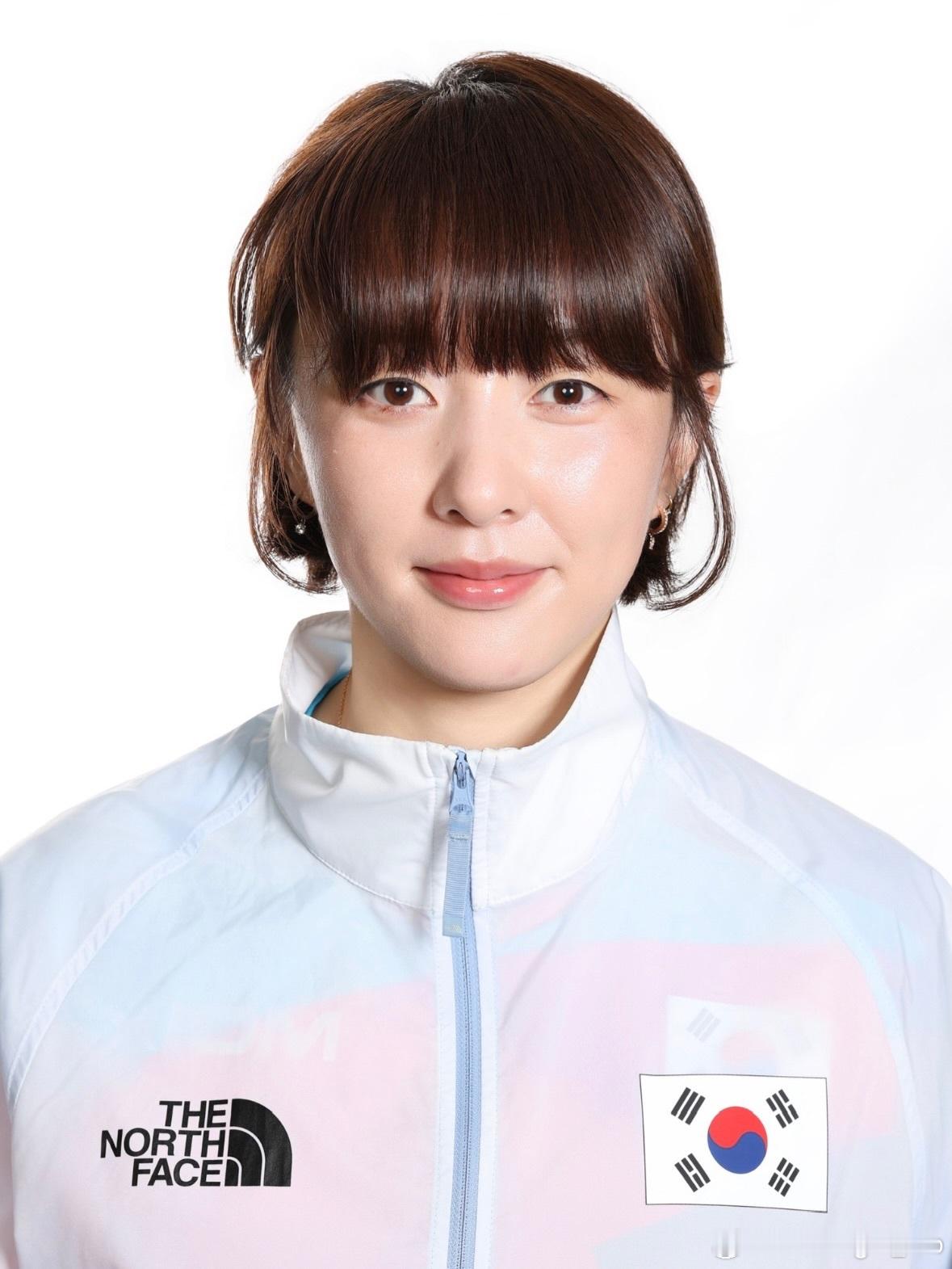 徐孝元的新公式照📸 ​​​