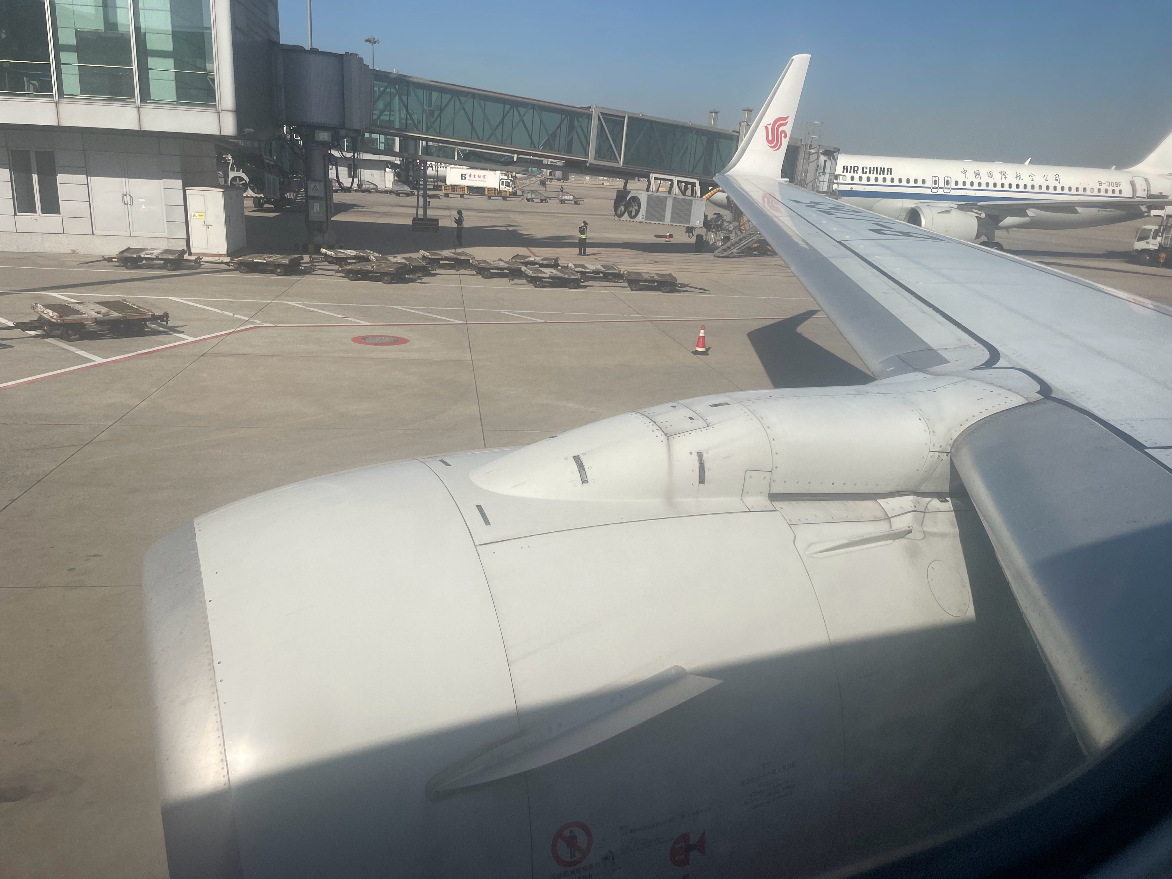 接着飞✈️一周两次  ​​​