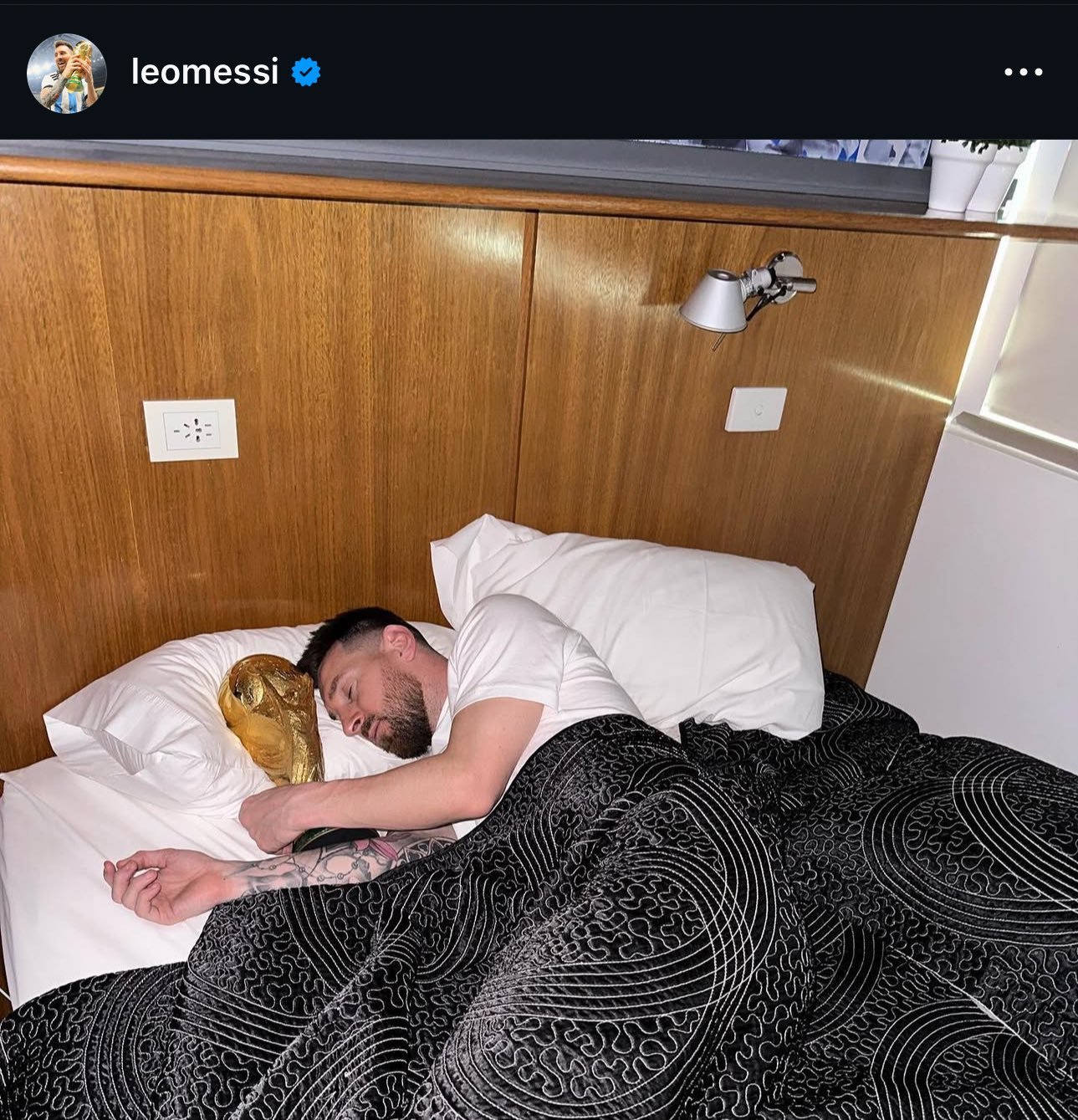 三年前的今天梅西在ins更新了这张照片🩵🏆梅西