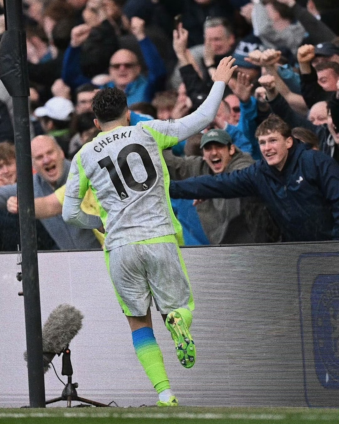 9球13助攻！曼城神操作，3600万欧淘到新德布劳内，身价暴涨英超第32轮，曼城