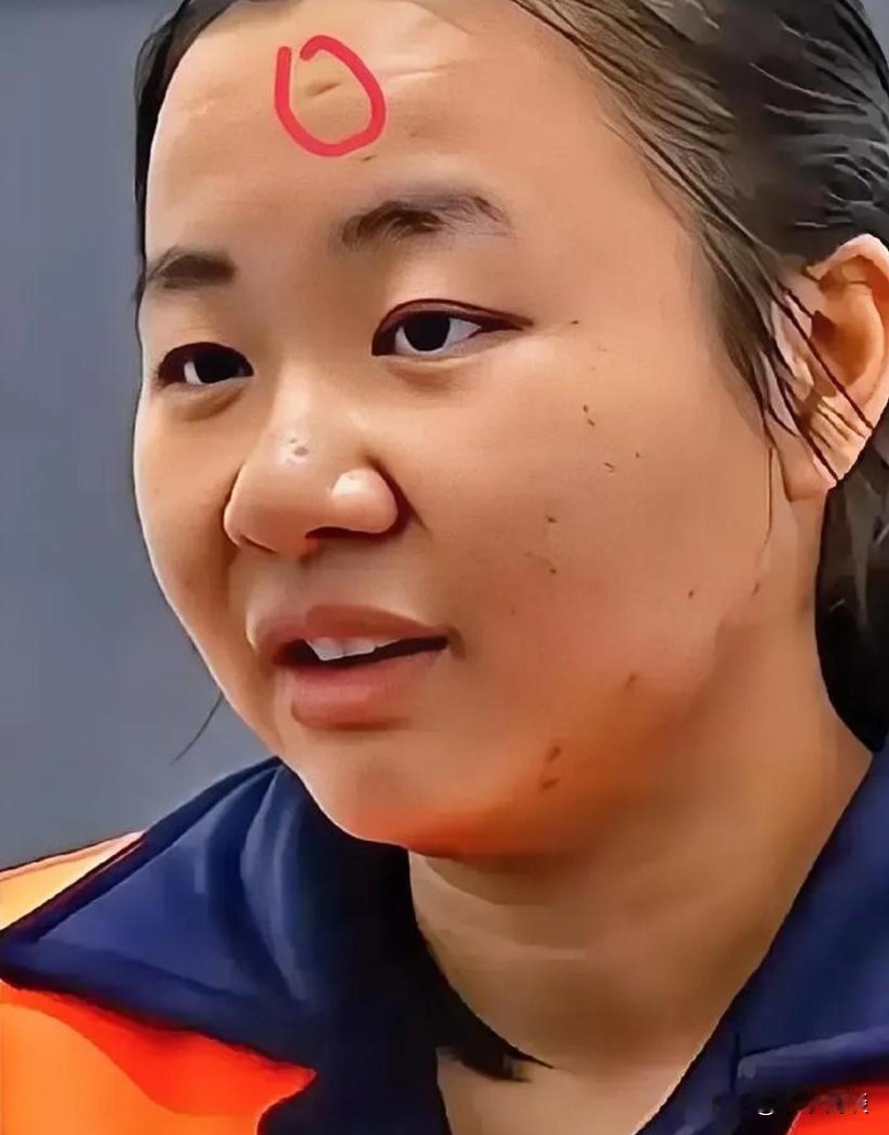 明珍珍走了
再也没了当初的嚣张气焰，听闻判决时腿软站不住，终究为滔天罪行抵了命。