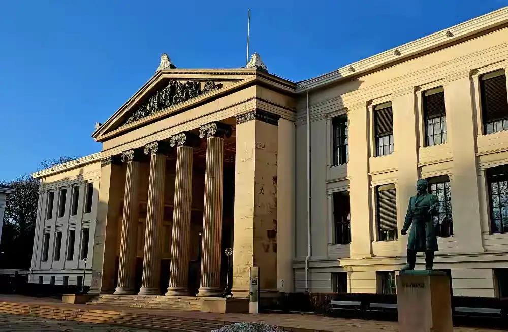 超2000名数学家抵制赴美参会 超2000名数学家抵制赴美参会，这事儿挺值得玩味