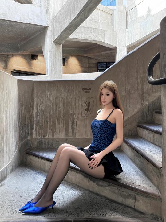 🥿Navy blue..