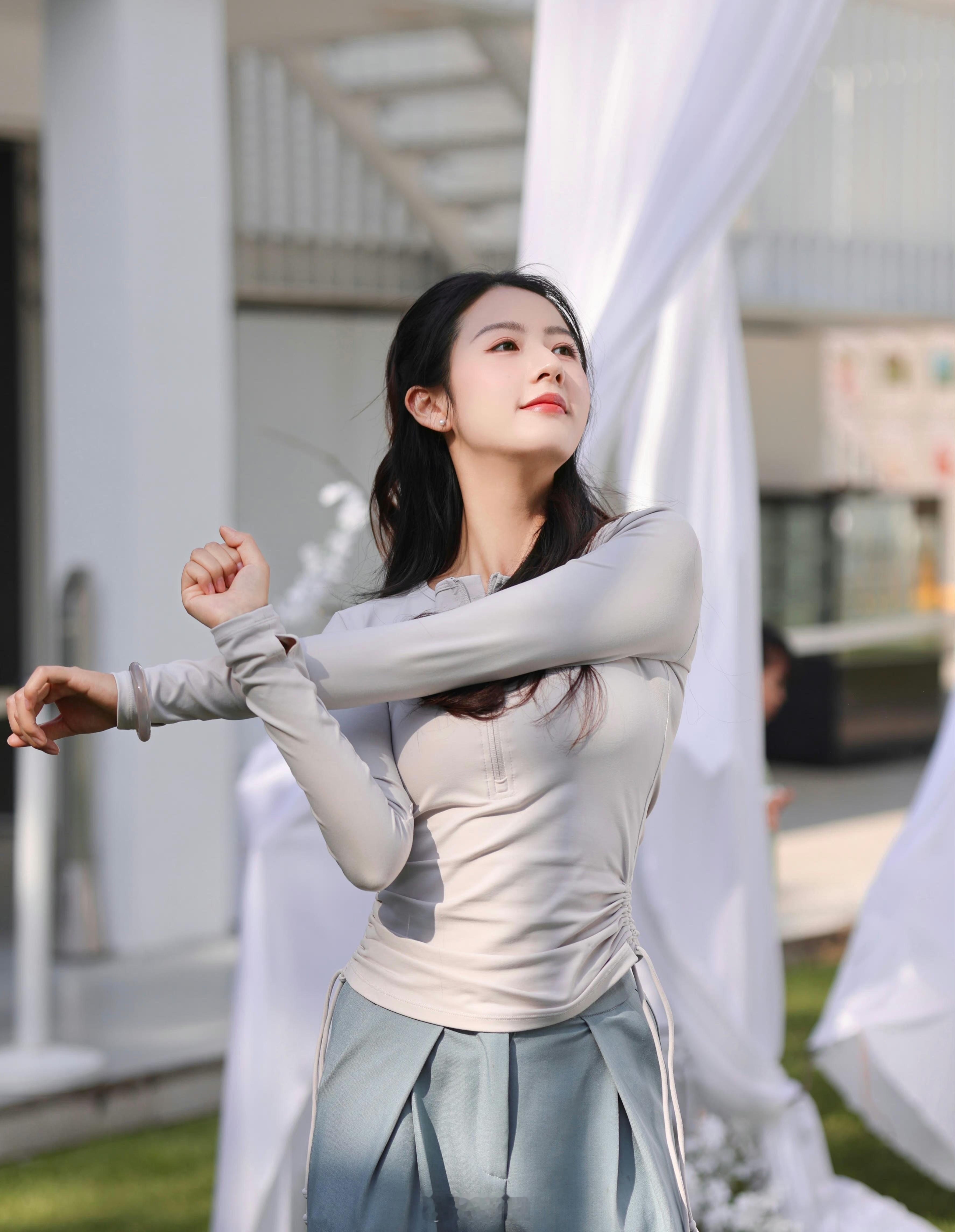 早起运动的小姐姐 ​​​