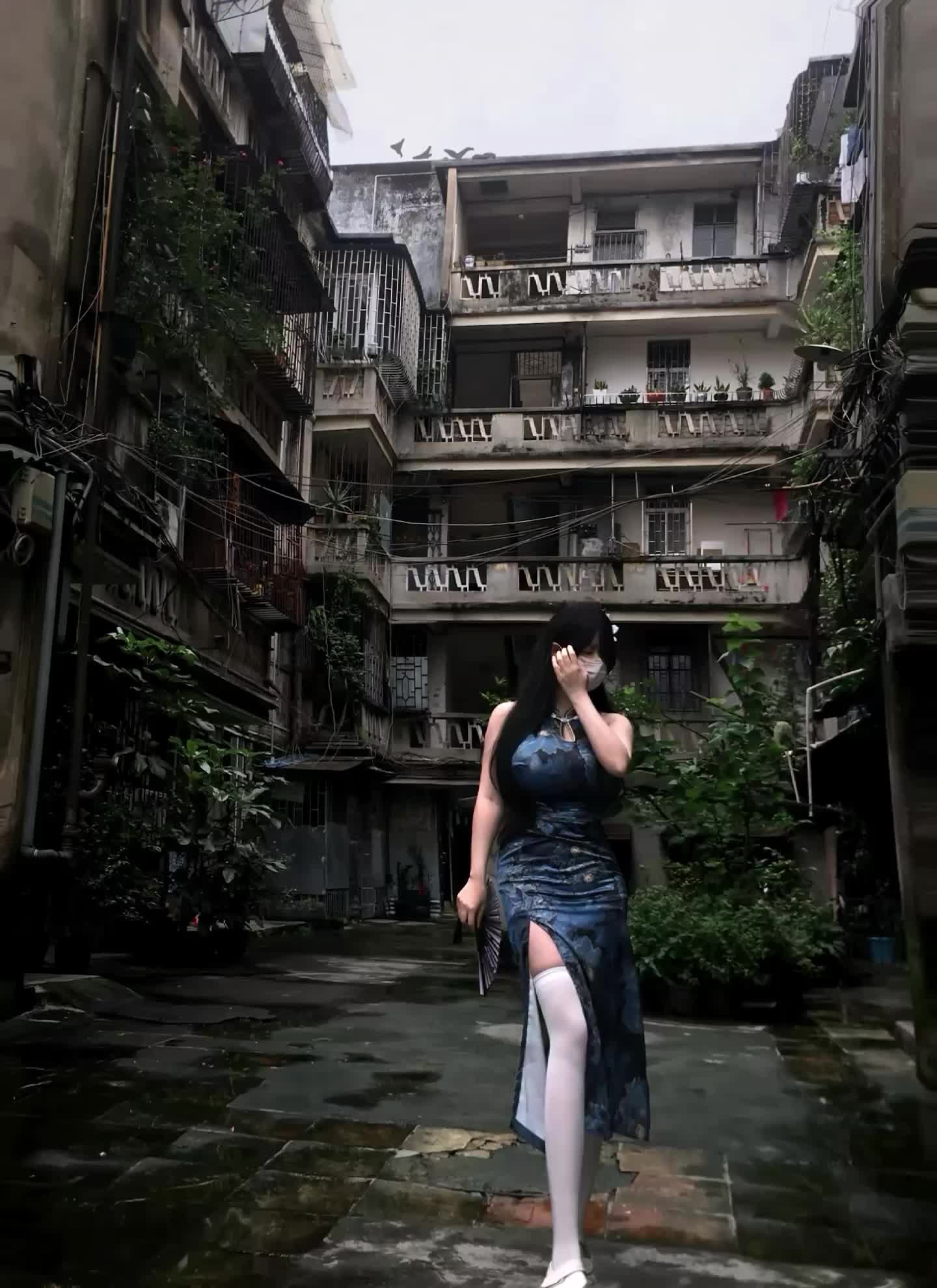 我爱你苍凉双眼留有余温