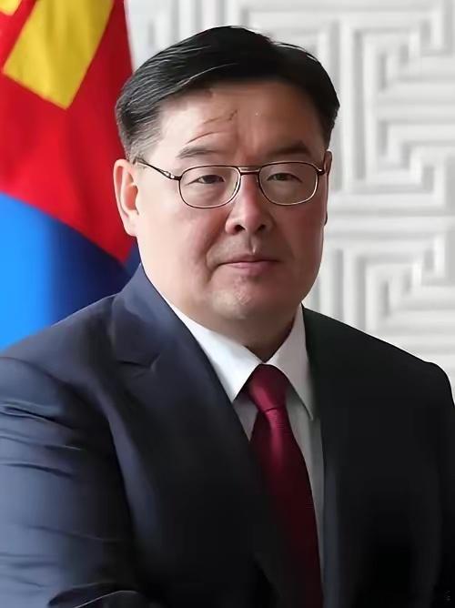 蒙古国这手玩得够绝，8月1日起直接对中俄国际公路和本国国道过路费，祭出2到5倍的