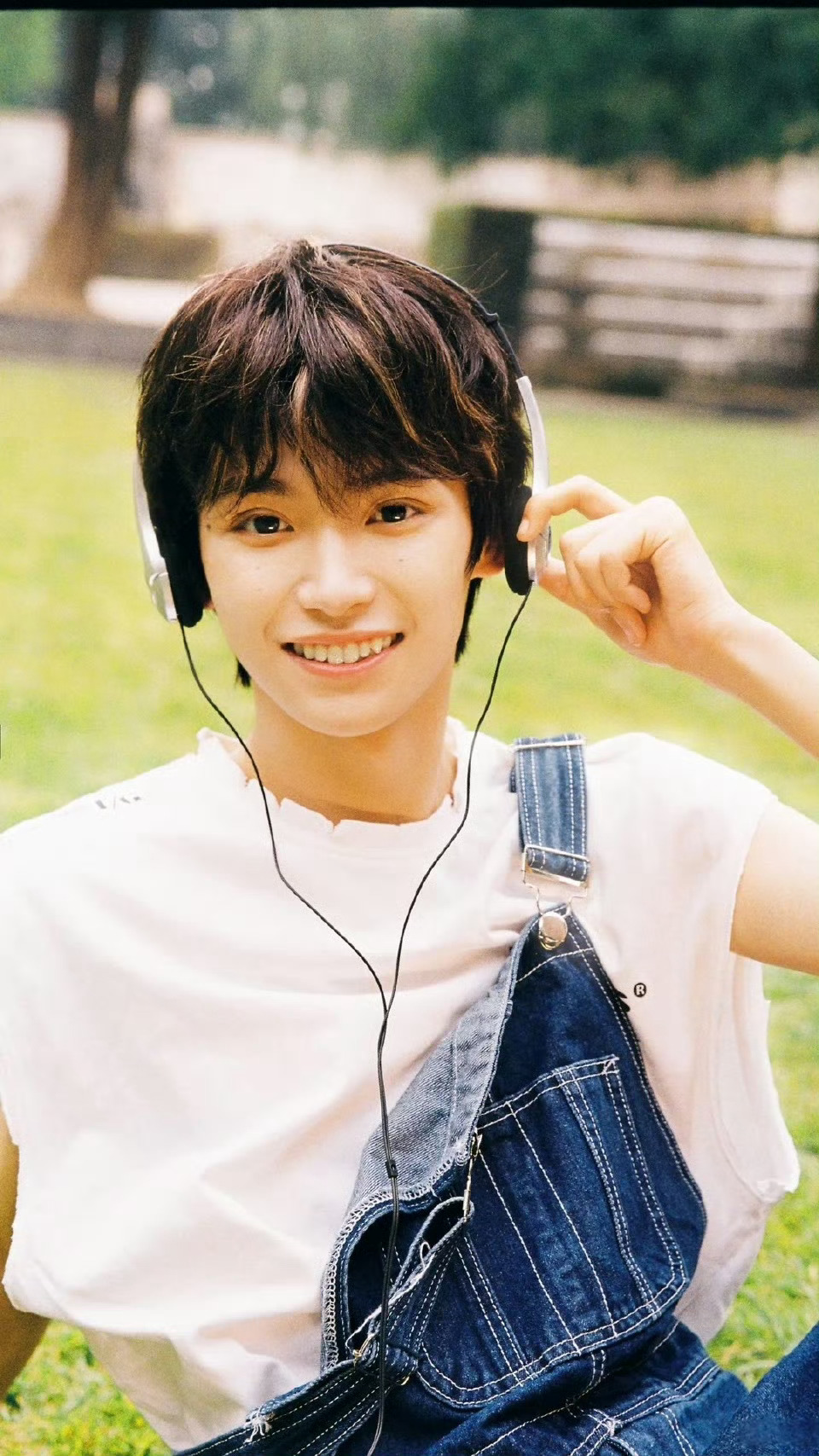 梓梓确实是个神人 既然半年可见了那就补点没见过的早期给你们吧 梓渝仅半年可见了