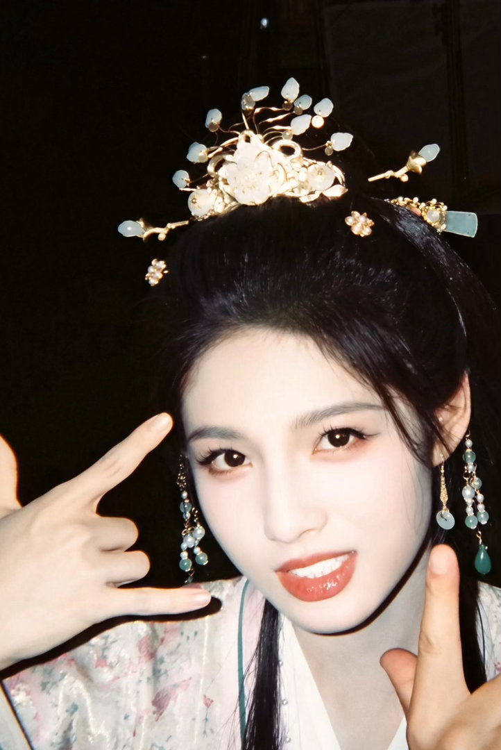 艾米演技好灵雀骨 看她演戏就像跟着她活了一遍角色，沉浸式追剧体验拉满。 
