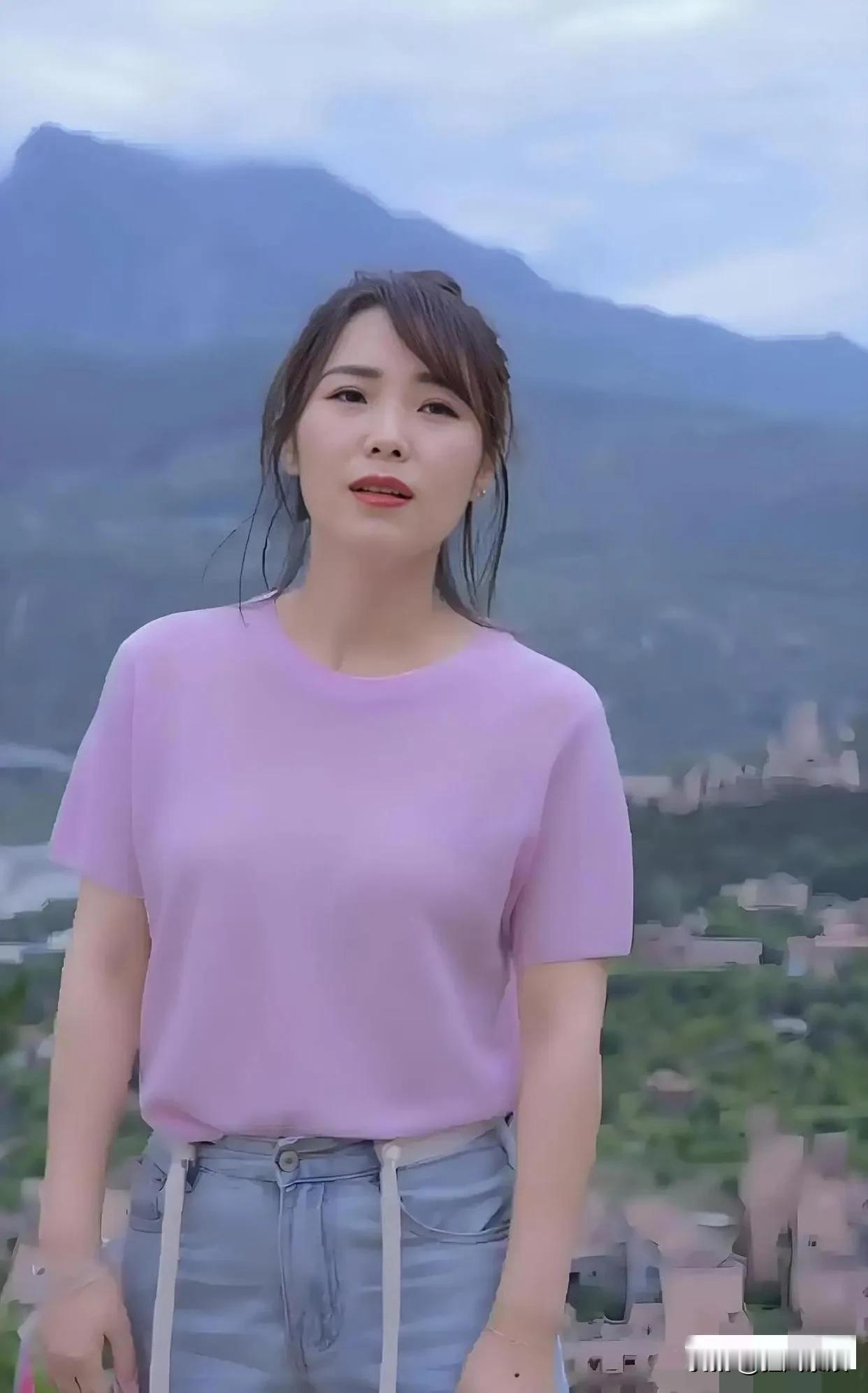 云朵，又上热搜了！

近日，云朵又上了热搜，不是因为她忘恩负义，也不是因为她情商