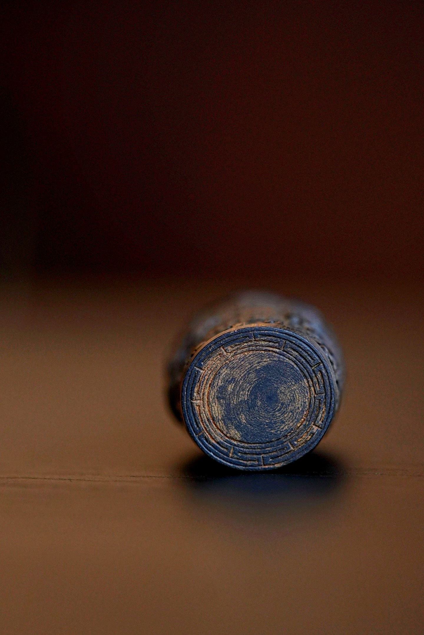 青铜牛古纹天珠 大香胆越南惠安沉香沉水实心老料越南惠安沉香，油脂黝黑，花香蜜甜浓