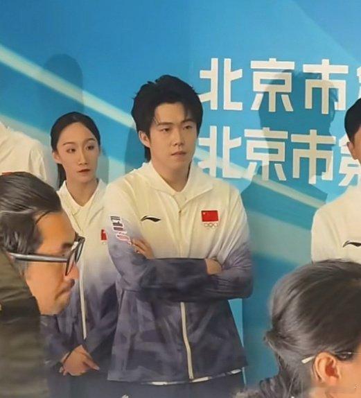 王楚钦兼项引争议洛杉矶奥运赛制改动，名额有限项目增多，左手选手的特殊性，让王楚钦